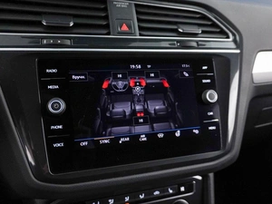 Внедорожник Volkswagen Tiguan 2020 года, 2499785 рублей, Москва