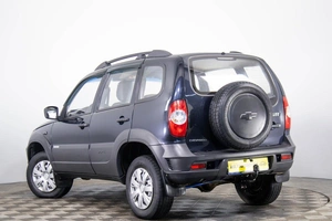 Внедорожник Chevrolet Niva 2015 года, 559000 рублей, Пермь