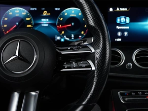 Седан Mercedes-benz E-класс 2021 года, 3850000 рублей, Москва
