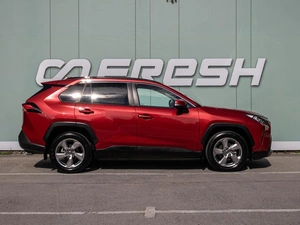Внедорожник Toyota RAV4 2021 года, 3230000 рублей, Большой Сочи