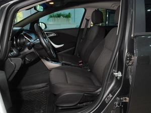 Хетчбэк Opel Astra 2012 года, 639000 рублей, Тверь