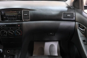 Седан Toyota Corolla 2006 года, 499000 рублей, Омск