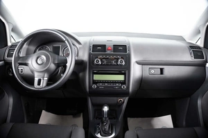 Минивэн Volkswagen Touran 2010 года, 879000 рублей, Пермь