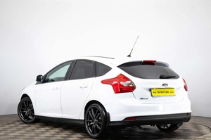 Хетчбэк Ford Focus 2013 года, 599000 рублей, Пермь