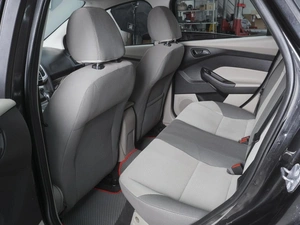 Седан Ford Focus 2012 года, 1050000 рублей, Ростов-на-Дону