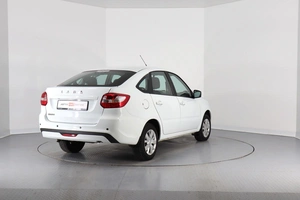 Седан ВАЗ (LADA) Granta 2023 года, 830000 рублей, Брянск
