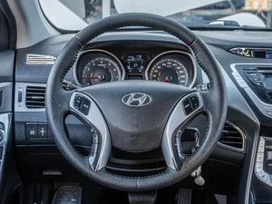 Седан Hyundai Avante 2011 года, 899000 рублей, Ставрополь
