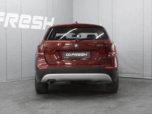 Внедорожник BMW X1 2011 года, 1170000 рублей, Омск