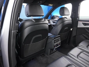 Внедорожник Audi Q7 2020 года, 5843444 рублей, Москва