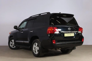 Внедорожник Toyota Land Cruiser 2013 года, 4199000 рублей, Новосибирск