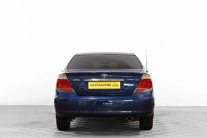 Седан Toyota Camry 2005 года, 1049000 рублей, Барнаул