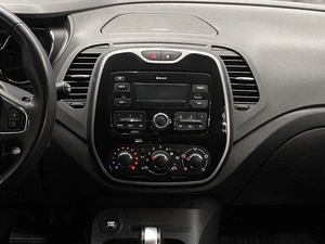 Внедорожник Renault Kaptur 2018 года, 1550000 рублей, Красноярск