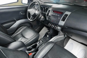 Внедорожник Mitsubishi Outlander 2012 года, 999000 рублей, Тюмень