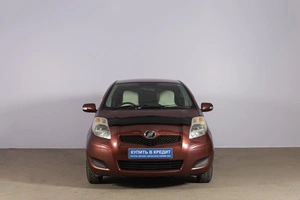 Хетчбэк Toyota Vitz 2009 года, 689000 рублей, Новосибирск