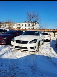 Седан Toyota Crown 2011 года, 2100000 рублей, Красноярск