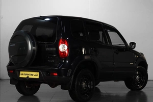 Внедорожник Chevrolet Niva 2017 года, 819000 рублей, Челябинск