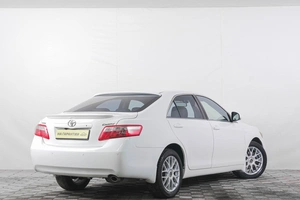 Седан Toyota Camry 2011 года, 1099000 рублей, Кемерово