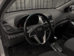 Седан Hyundai Solaris 2011 года, 740000 рублей, Красноярск
