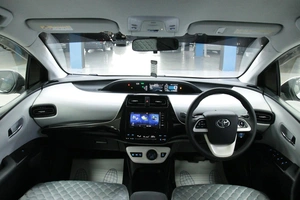 Лифтбек Toyota Prius 2016 года, 1688000 рублей, Солонцы