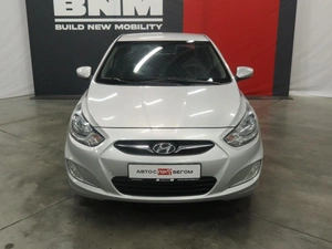 Седан Hyundai Solaris 2012 года, 800000 рублей, Курск