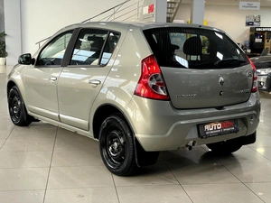Хетчбэк Renault Sandero 2011 года, 697000 рублей, Солонцы