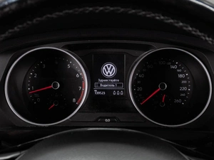 Внедорожник Volkswagen Tiguan 2017 года, 2240000 рублей, Тюмень