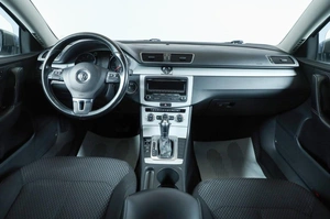 Седан Volkswagen Passat 2012 года, 1059000 рублей, Новосибирск
