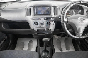 Универсал Toyota Probox 2013 года, 749000 рублей, Барнаул