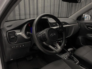 Седан Kia Rio 2021 года, 1299000 рублей, Красноярск