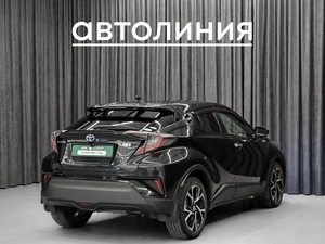 Внедорожник Toyota C-HR 2018 года, 2000000 рублей, Красноярск