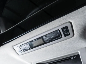 Минивэн Toyota Alphard 2013 года, 3029000 рублей, Волгоград