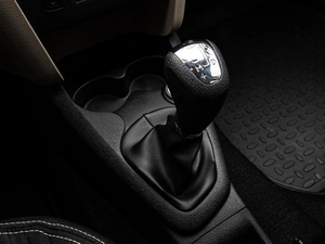 Седан Renault Logan 2015 года, 649000 рублей, Краснодар