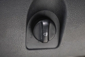 Седан Renault Logan 2018 года, 799000 рублей, Новосибирск