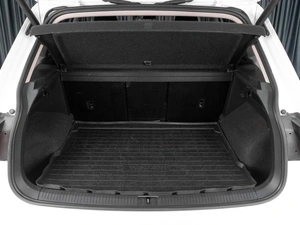 Внедорожник Volkswagen Tiguan 2020 года, 2339000 рублей, Тюмень