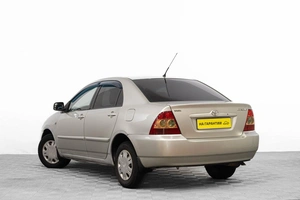 Седан Toyota Corolla 2004 года, 499000 рублей, Барнаул