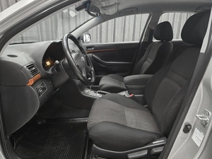 Седан Toyota Avensis 2008 года, 949000 рублей, Красноярск