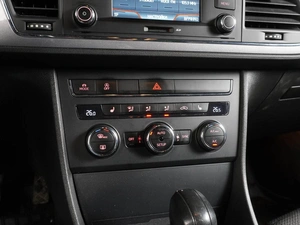 Хетчбэк SEAT Leon 2013 года, 1279000 рублей, Воронеж