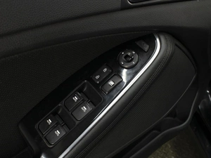 Седан Kia Optima 2013 года, 1240000 рублей, Омск