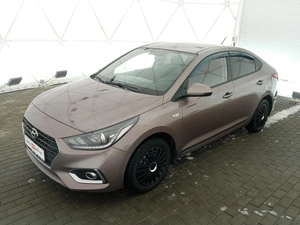 Седан Hyundai Solaris 2018 года, 1430000 рублей, Клинцы