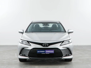 Седан Toyota Camry 2021 года, 3043055 рублей, Москва