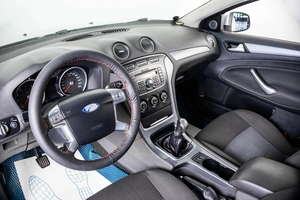 Седан Ford Mondeo 2012 года, 549000 рублей, Пермь