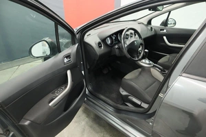 Хэтчбек Peugeot 308 2010 года, 555000 рублей, Курск