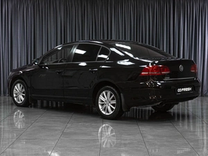 Седан Volkswagen Passat 2012 года, 979000 рублей, Тюмень