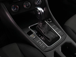 Седан Volkswagen Jetta 2020 года, 1809000 рублей, Тюмень