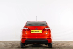 Седан Ford Fiesta 2015 года, 819000 рублей, Тюмень