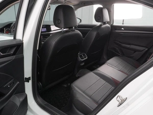 Седан Volkswagen Bora 2021 года, 1799000 рублей, Воронеж