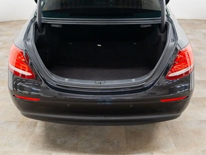 Седан Mercedes-benz E-класс 2018 года, 2650000 рублей, Красноярск