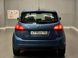 Минивэн Kia Venga 2011 года, 897000 рублей, Красноярск