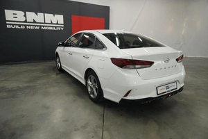 Седан Hyundai Sonata 2019 года, 2170000 рублей, Курск