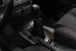 Седан Toyota Avensis 2005 года, 749000 рублей, Новокузнецк